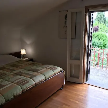 Aurora Sea And Mountains